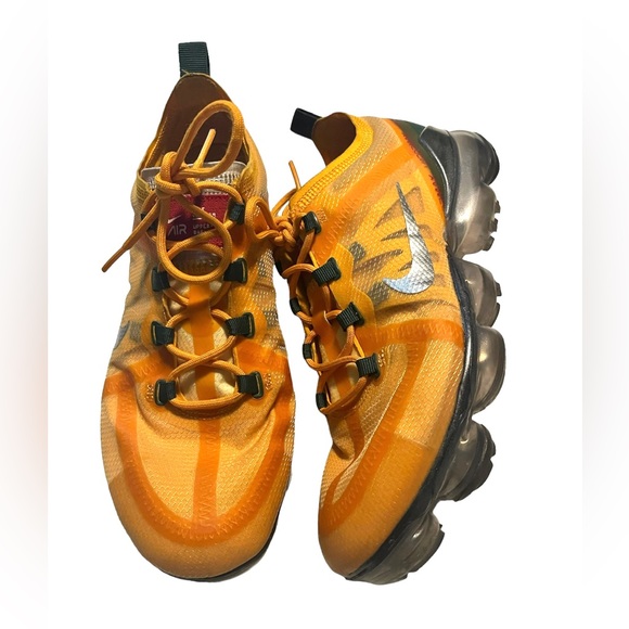 ✨NIKE✨Air Vapormax 2019 in Canyon Gold - Picture 4 of 11